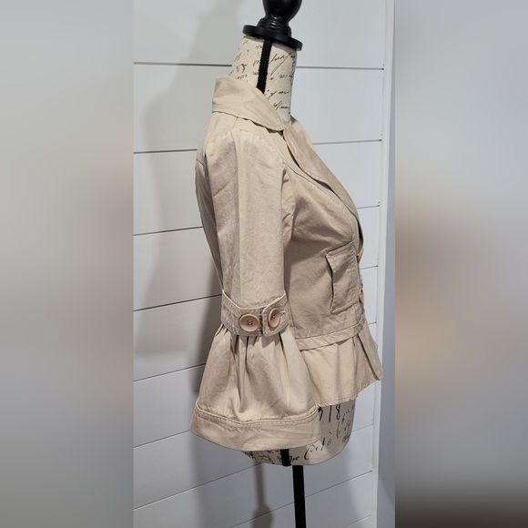 NWOT- AZIZ JACHET - Picture 3 of 6